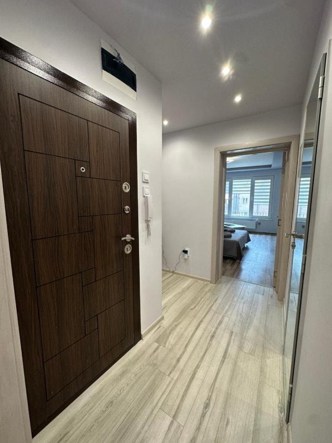 Central Vista Apartment By Mit Sofia Exterior photo